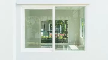 Tipos de vidro para janela: conheça os melhores para sua residência